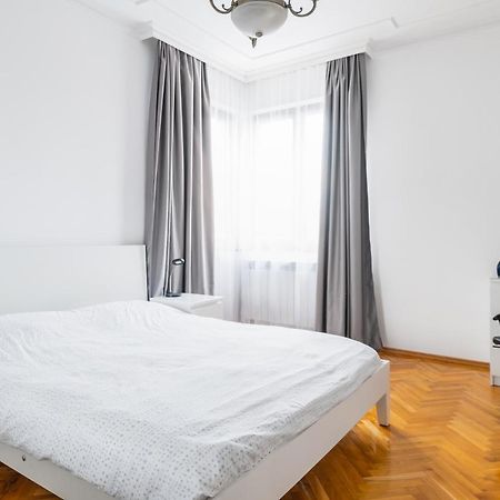 Vitosha Str 2Bd White & Blue Apt By Flat Mаnager Sofia Buitenkant foto