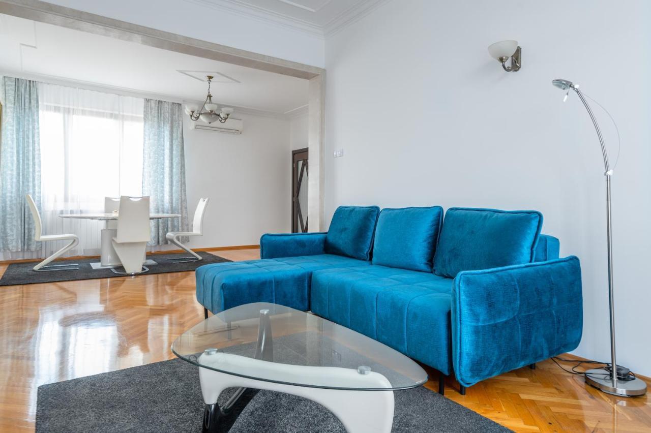 Vitosha Str 2Bd White & Blue Apt By Flat Mаnager Sofia Buitenkant foto