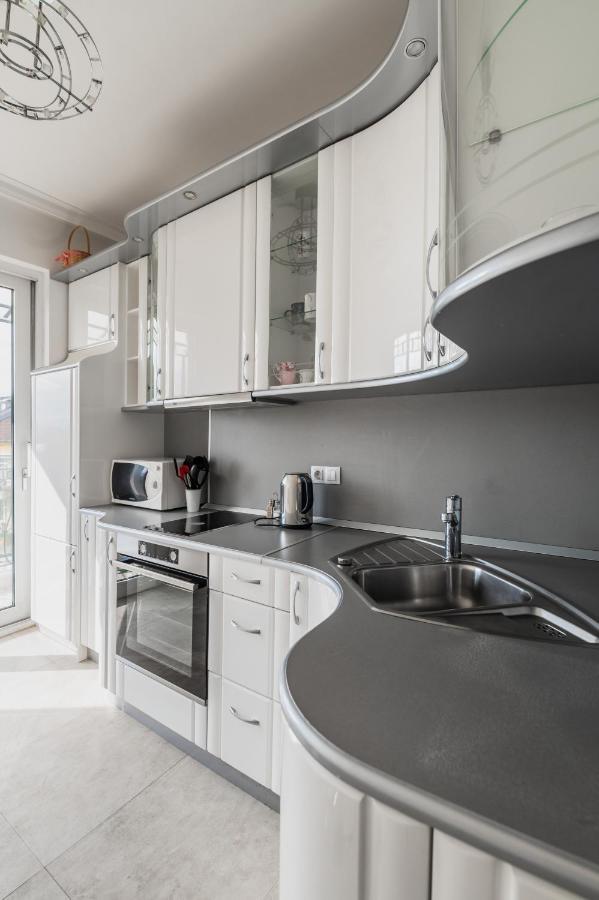 Vitosha Str 2Bd White & Blue Apt By Flat Mаnager Sofia Buitenkant foto